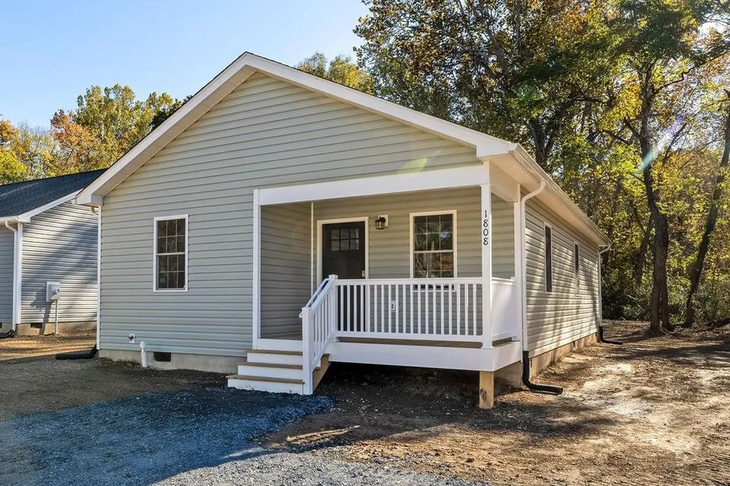 1808 2nd Street Waynesboro VA 22980