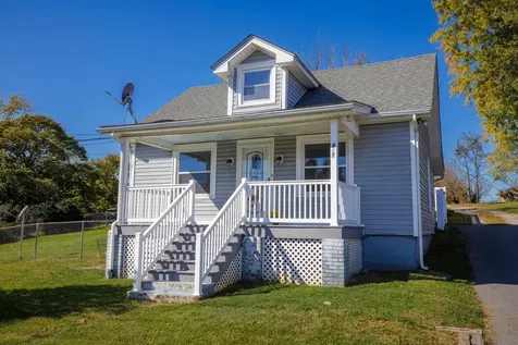 917 Sherwood Avenue Waynesboro VA 22980
