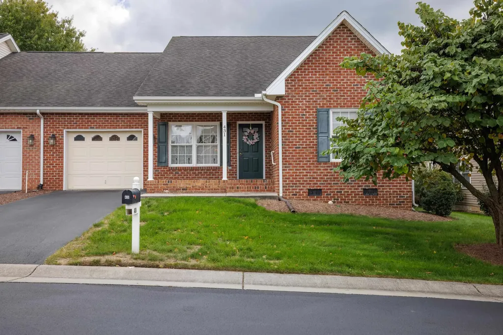 431 Hickory Grove Circle Harrisonburg VA 22801