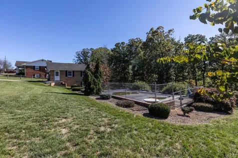 232 Edgewood Drive Shenandoah VA 22849