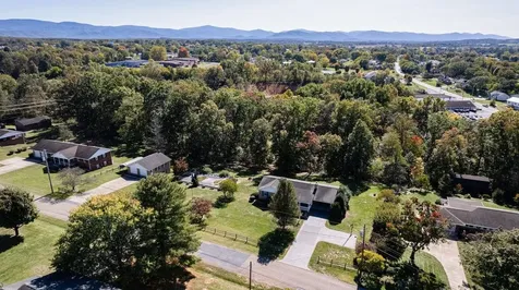 232 Edgewood Drive Shenandoah VA 22849