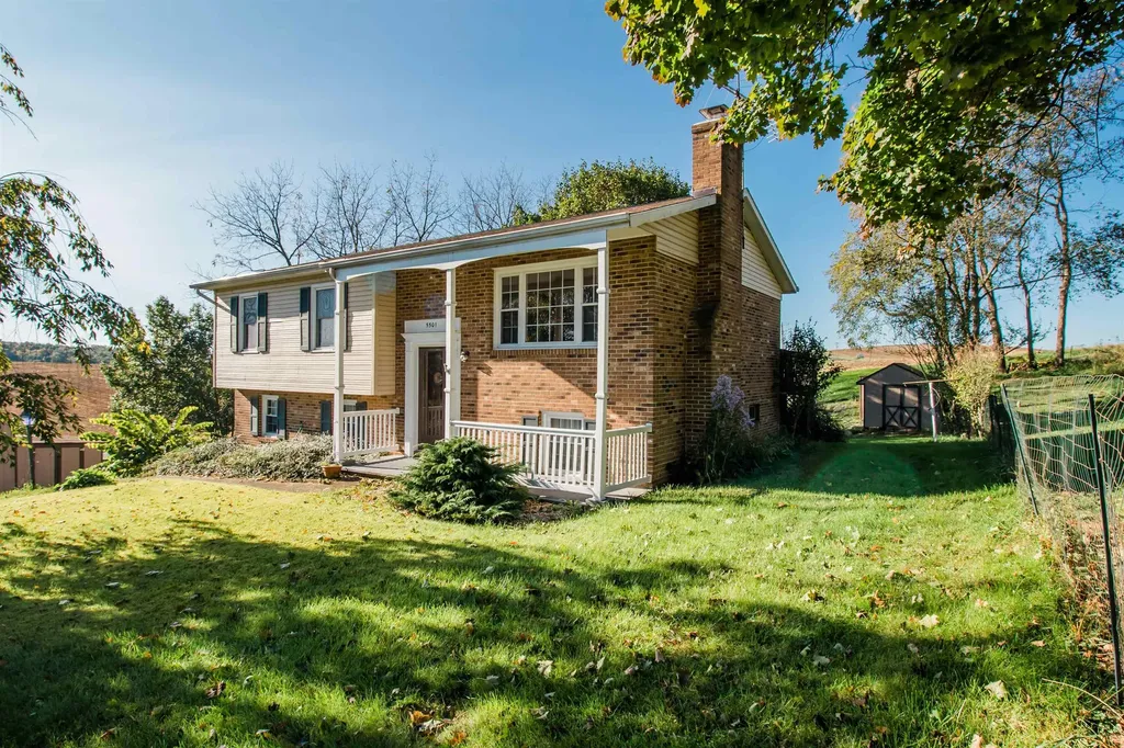 5501 Glade View Drive Bridgewater VA 22812
