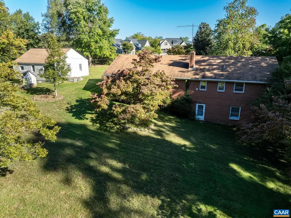 1704 Old Brook Road Charlottesville VA 22901