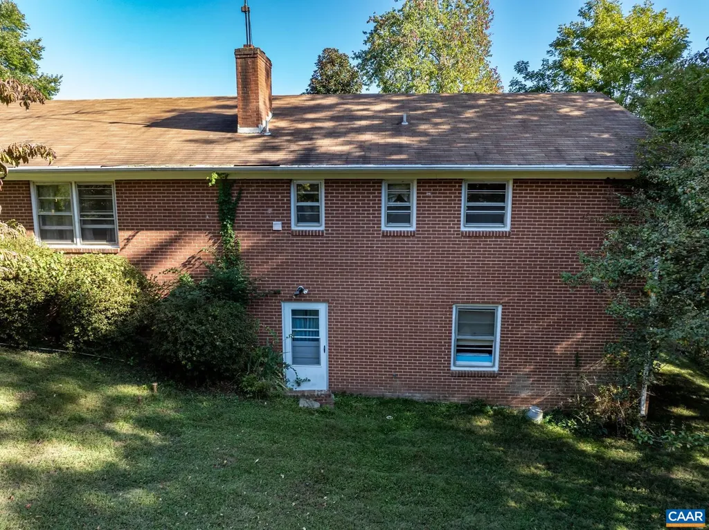 1704 Old Brook Road Charlottesville VA 22901