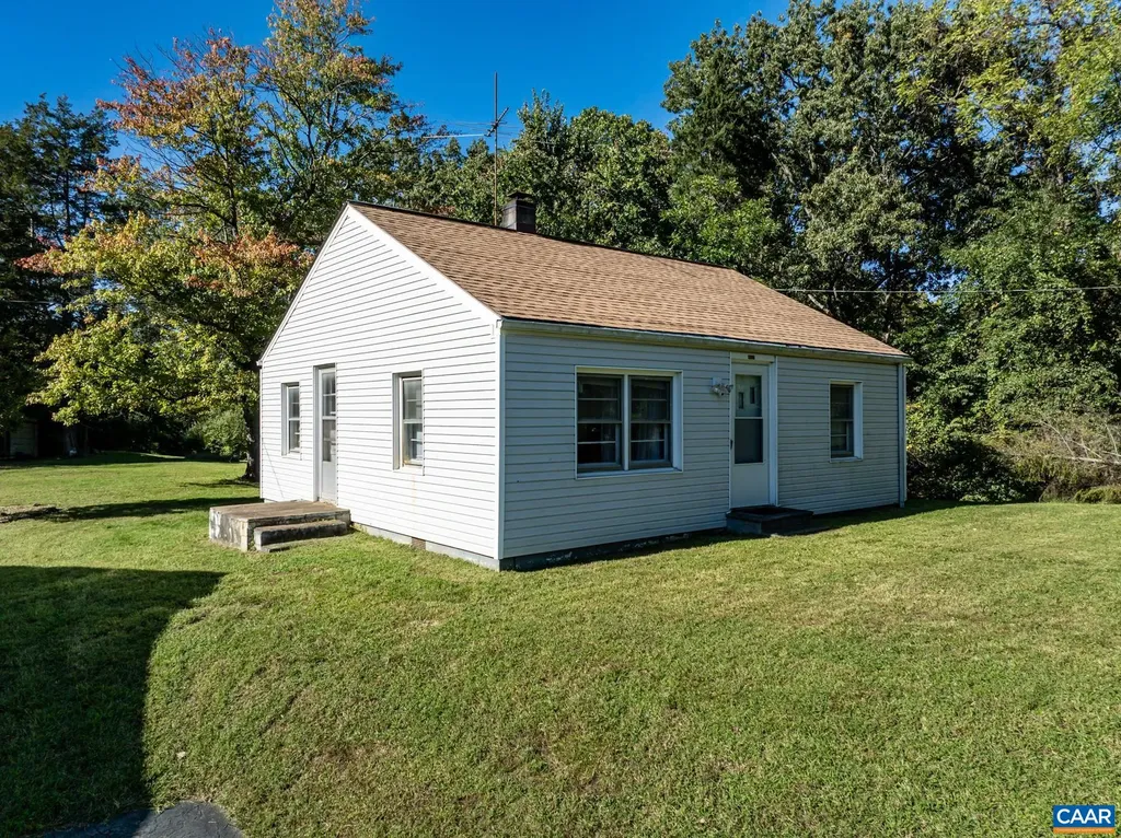 1704 Old Brook Road Charlottesville VA 22901