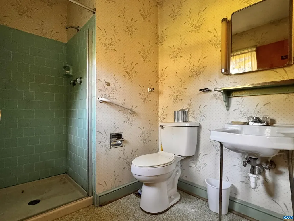 1704 Old Brook Road Charlottesville VA 22901