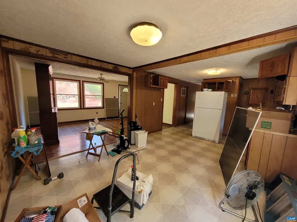 866 Toms Road Barboursville VA 22923