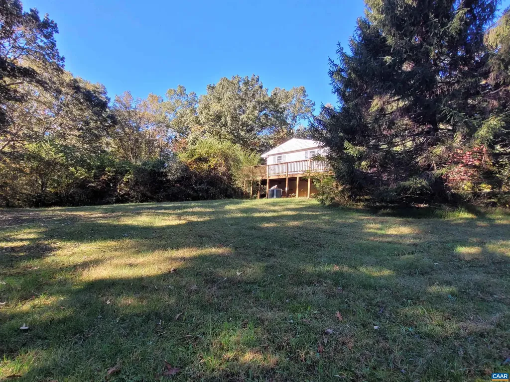 866 Toms Road Barboursville VA 22923