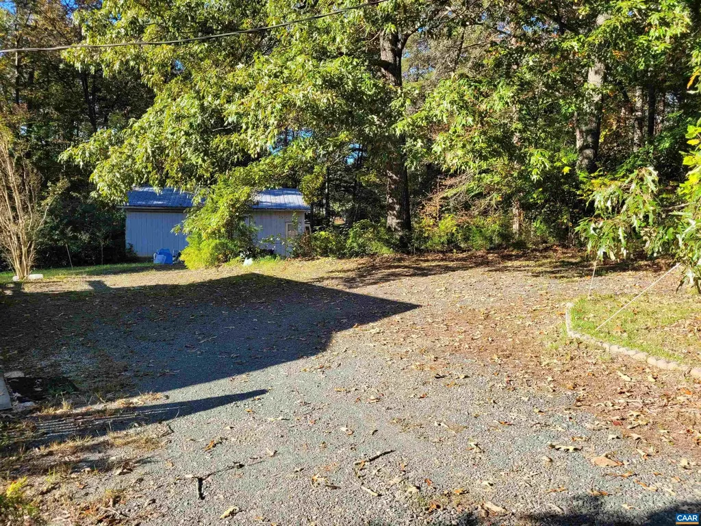 866 Toms Road Barboursville VA 22923