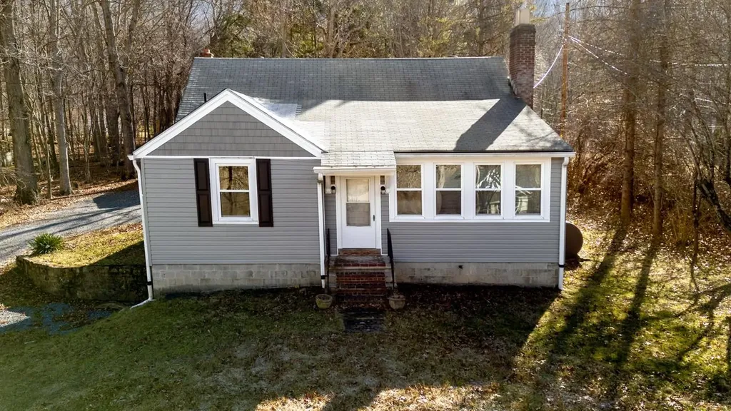 502 Forestry Road Hot Springs VA 24445