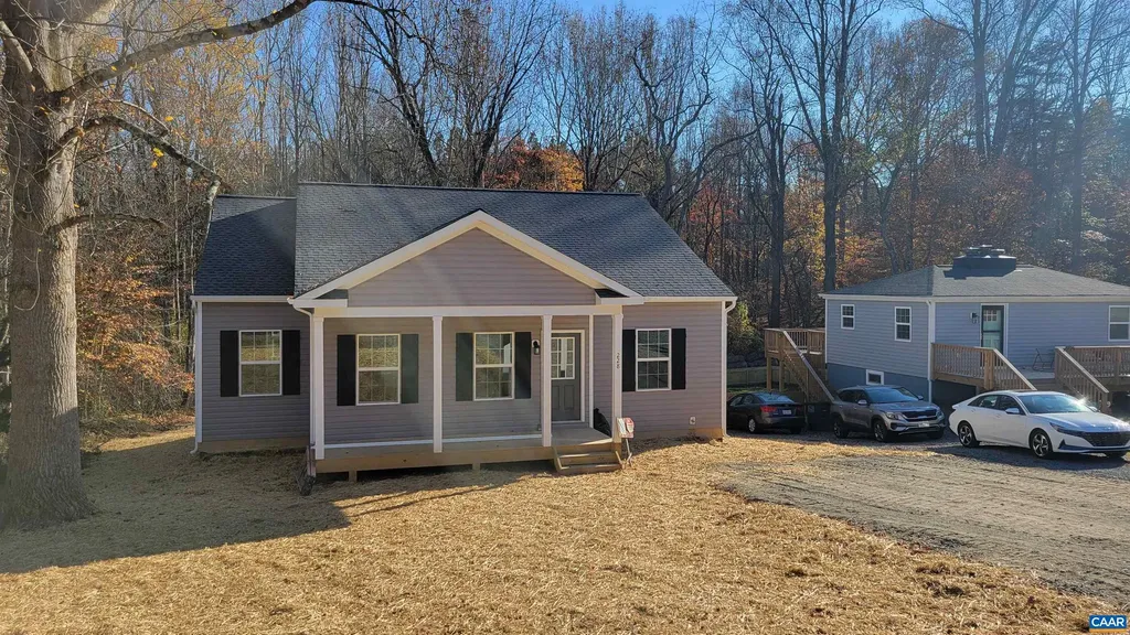 228 Redbud Drive Louisa VA 23093