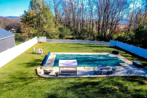 182 Henkel Road Waynesboro VA 22980