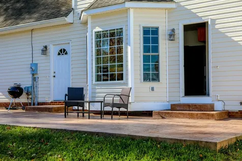 182 Henkel Road Waynesboro VA 22980