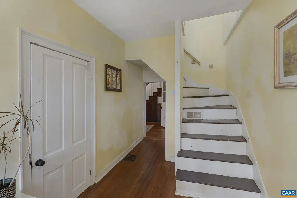 5678 Brownsville Road Charlottesville VA 22903