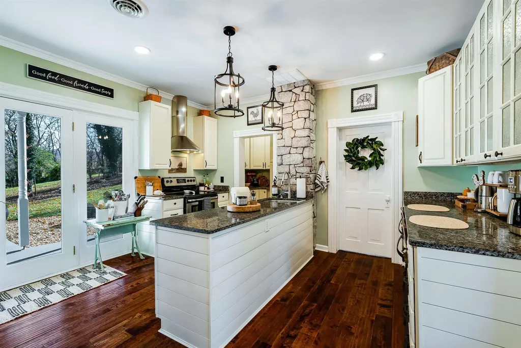 15630 Old Spotswood Trail Elkton VA 22827