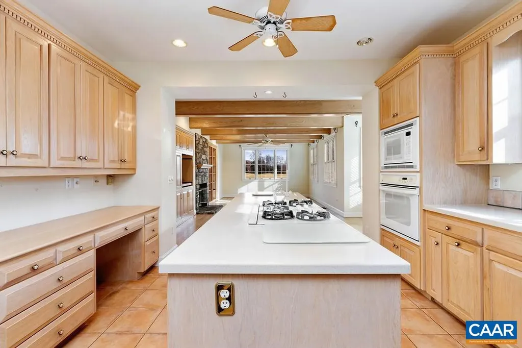 47 Windthistle Lane Nellysford VA 22958