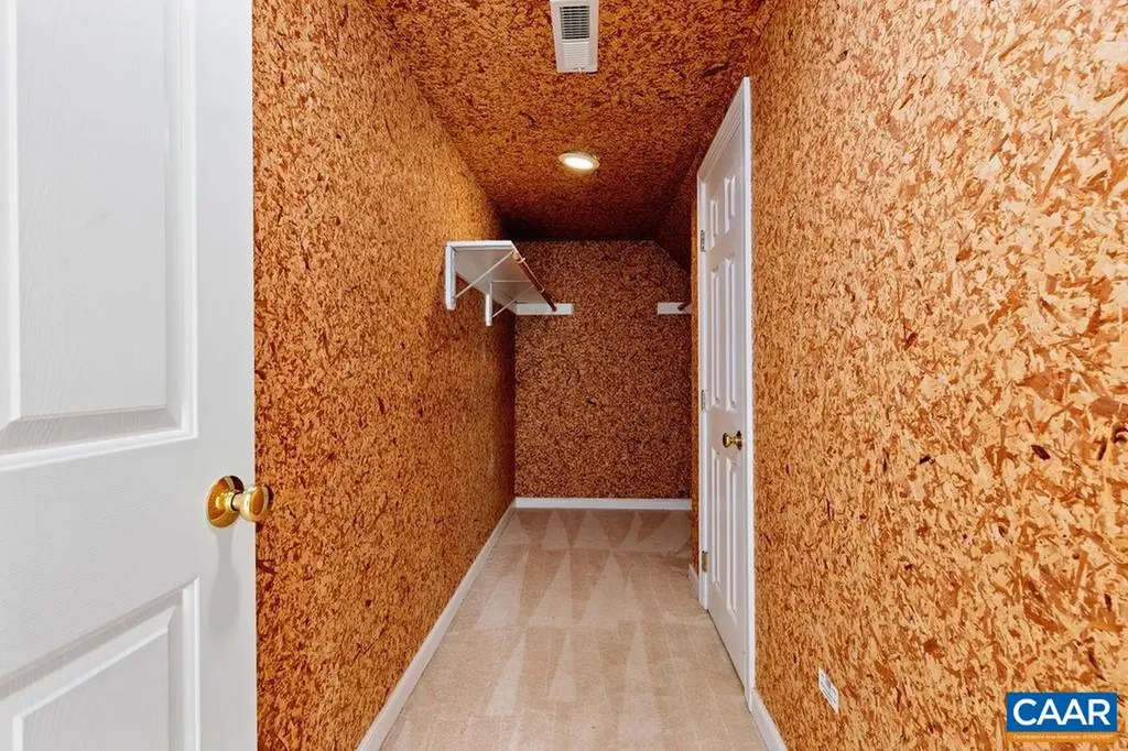 47 Windthistle Lane Nellysford VA 22958