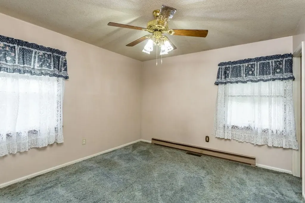 10807 Indian Trail Road Rockingham VA 22802