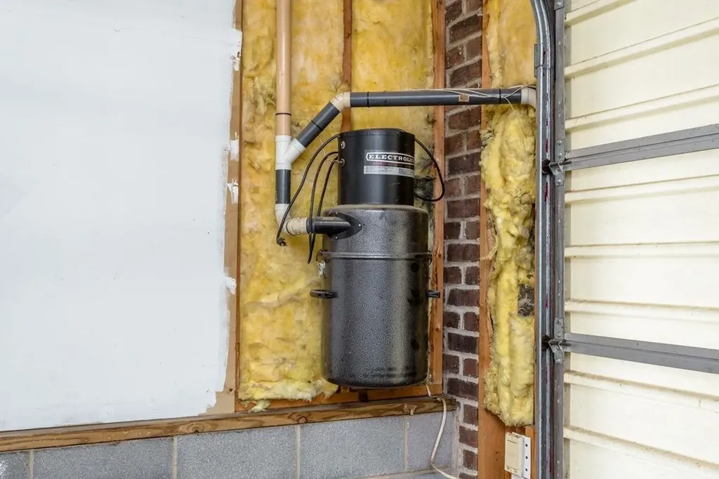 10807 Indian Trail Road Rockingham VA 22802