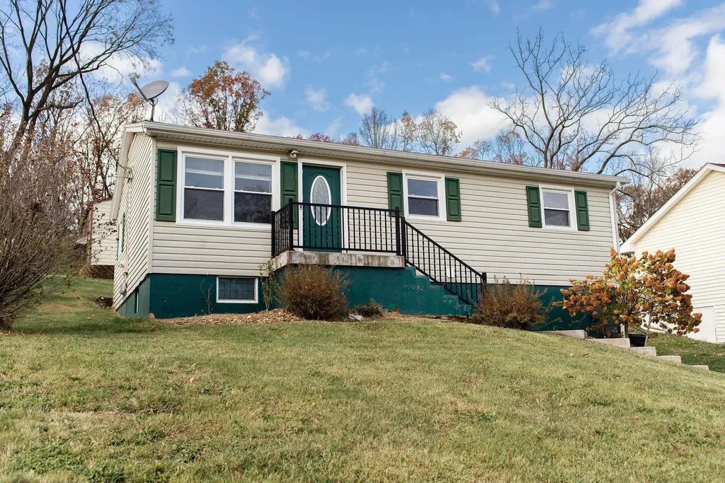 51 Orchard Road Staunton VA 24401