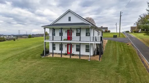 374 National Avenue Staunton VA 24401