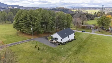 374 National Avenue Staunton VA 24401