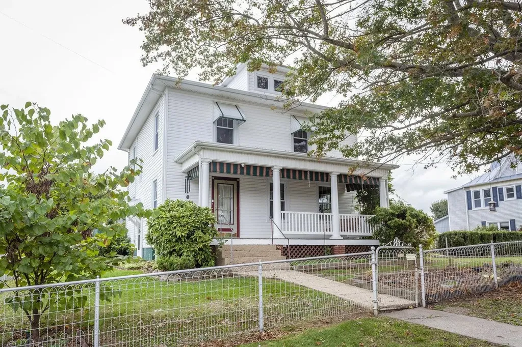 116 Hill Avenue Elkton VA 22827