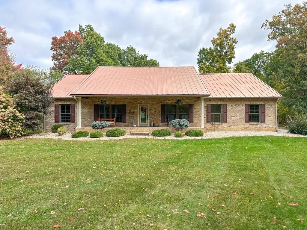 1426 Roman Road Mount Sidney VA 24467