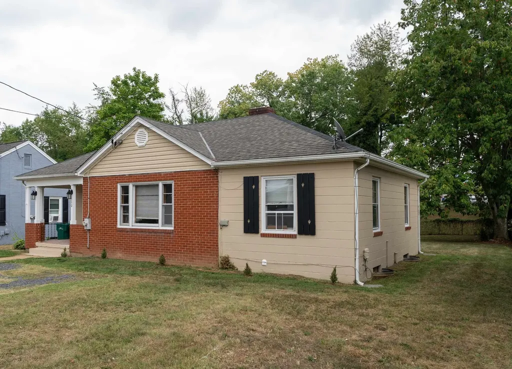 10 Oflinn Street Luray VA 22835