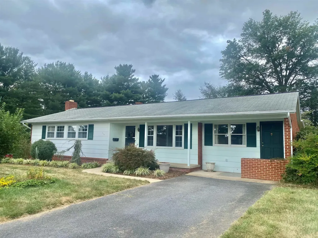 316 Bruce Street Bridgewater VA 22812