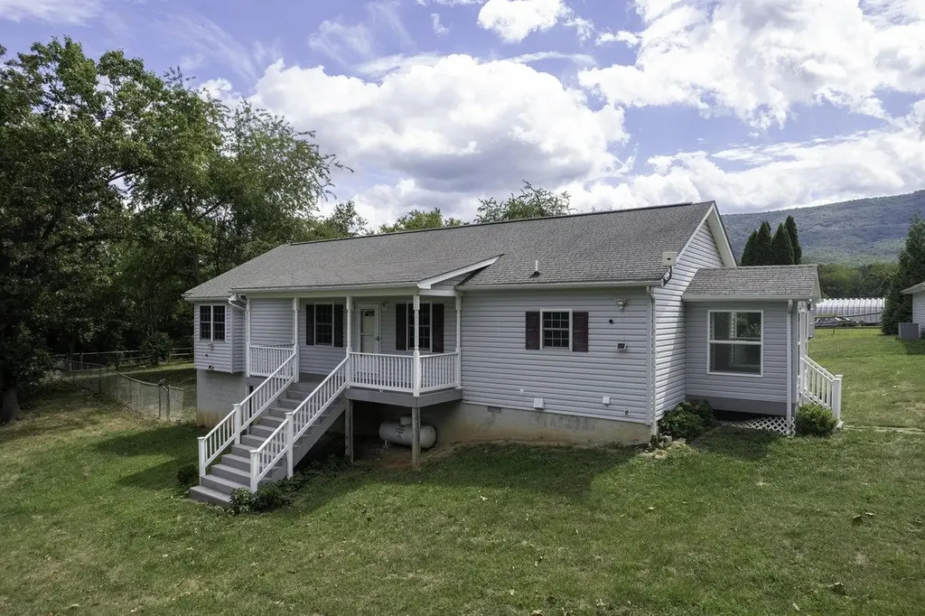 233 Fleming Road Mount Jackson VA 22842