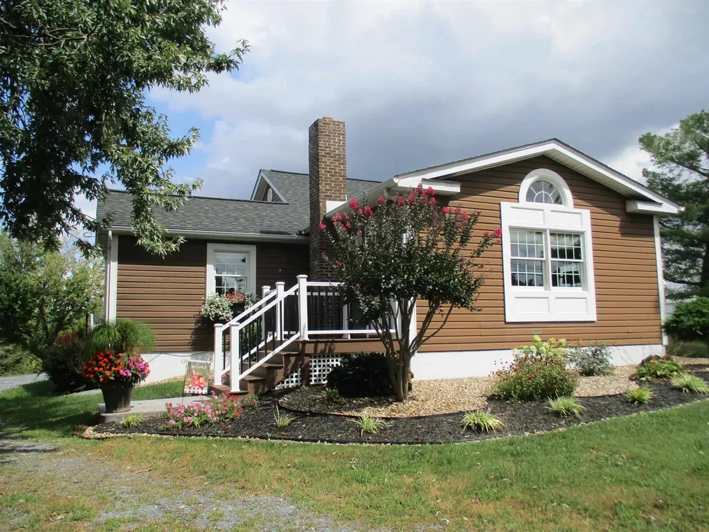 4216 Rawley Pike Rockingham VA 22801
