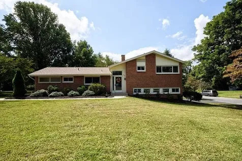 2332 Belvue Road Waynesboro VA 22980