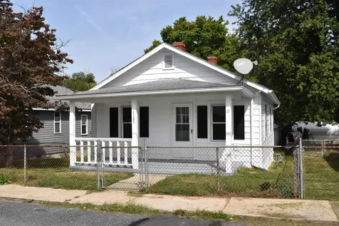 1121 New Hope Road Waynesboro VA 22980