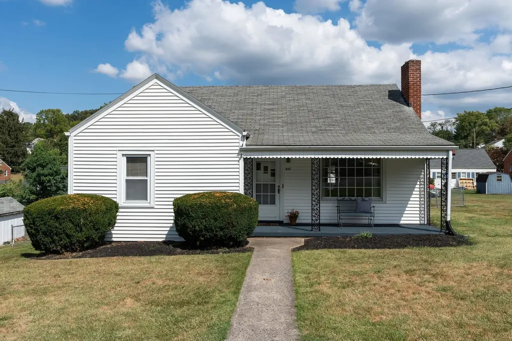 507 Houston Street Staunton VA 24401