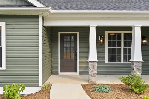 176 Lindburgh Drive Waynesboro VA 22980