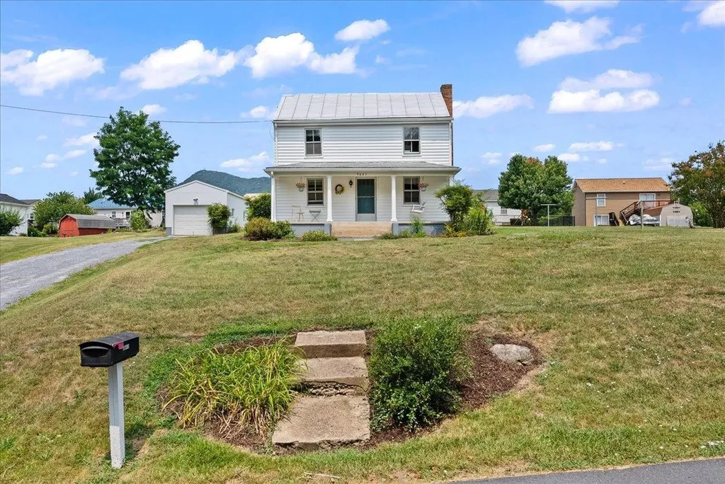 9645 Town Hall Road Mcgaheysville VA 22840