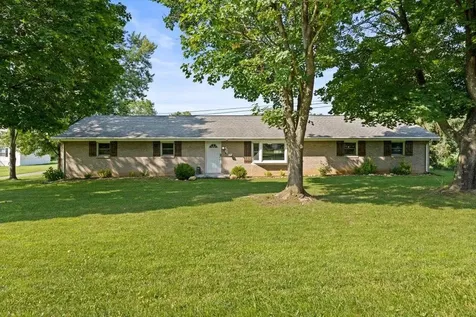 54 Thorofare Road Crimora VA 24431