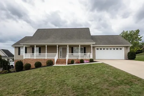 102 Ramsey Drive Dayton VA 22821