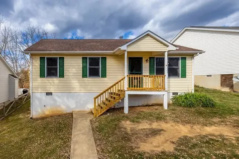 310 Hamrick Street Staunton VA 24401