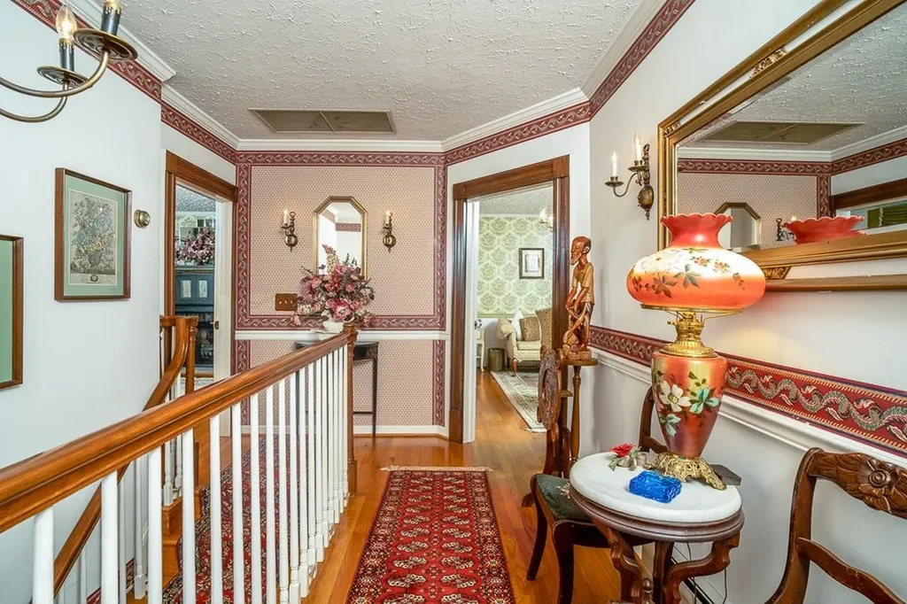 8217 South East Side Highway Elkton VA 22827