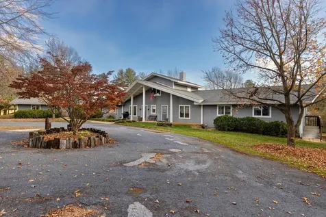 218 Mill Road Woodstock VA 22664