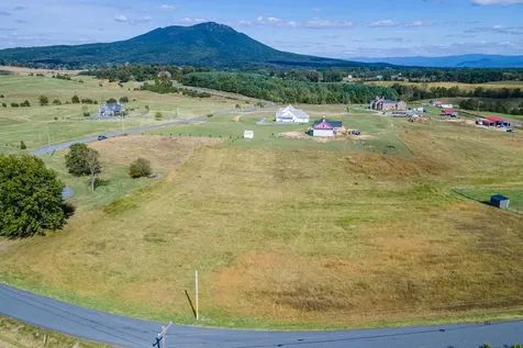 6165 Oak Shade Road Penn Laird VA 22846