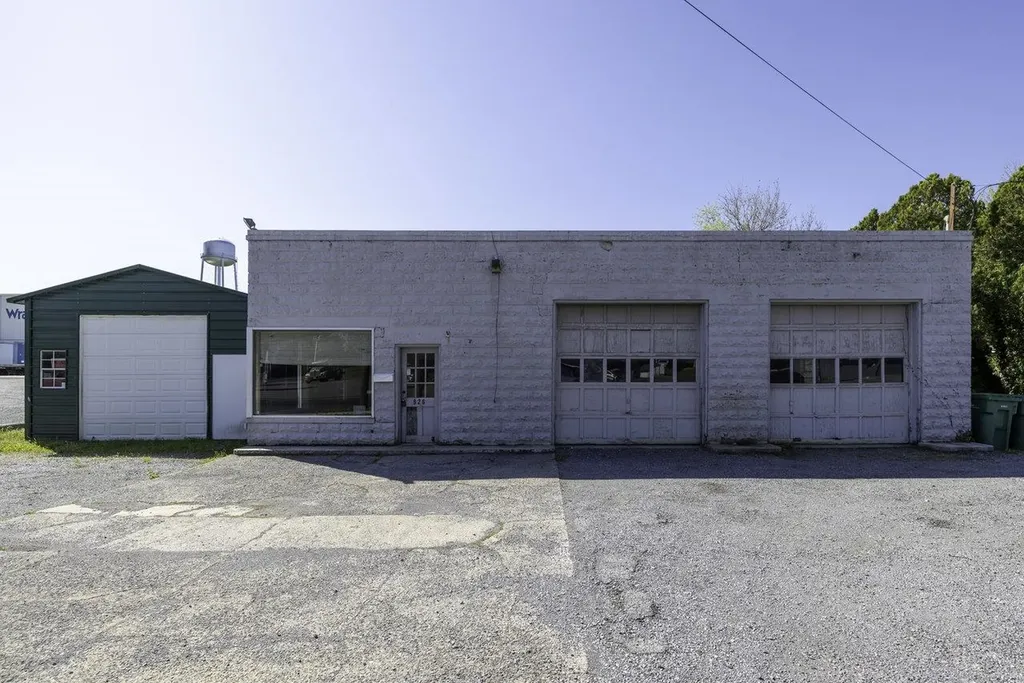 926 Main Street E Luray VA 22835