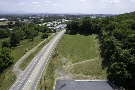 00 Lee Highway Weyers Cave VA 24486