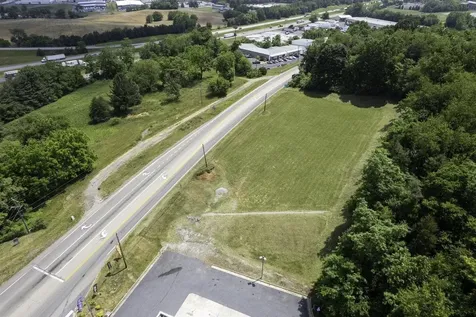 00 Lee Highway Weyers Cave VA 24486