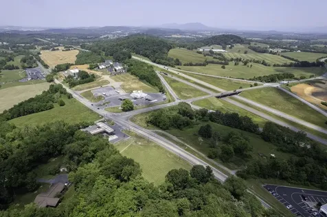 00 Lee Highway Weyers Cave VA 24486