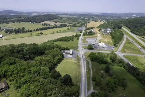 00 Lee Highway Weyers Cave VA 24486