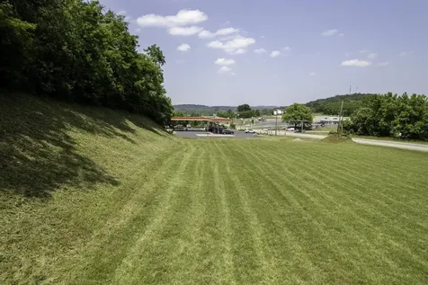 00 Lee Highway Weyers Cave VA 24486