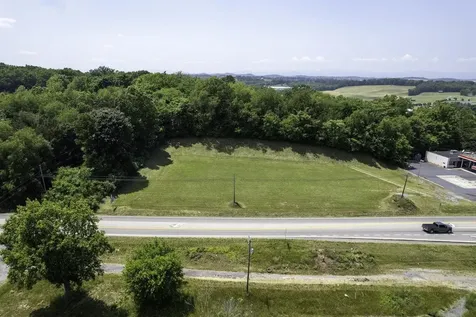 00 Lee Highway Weyers Cave VA 24486